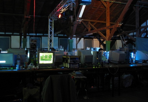 DECAY VII - Dieses Album anzeigen DECAY VII