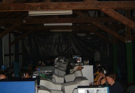 DECAY VIII - Dieses Album anzeigen DECAY VIII