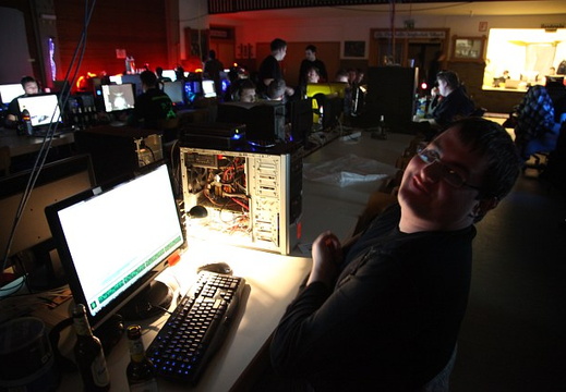 DECAY XVIII - Dieses Album anzeigen DECAY XVIII